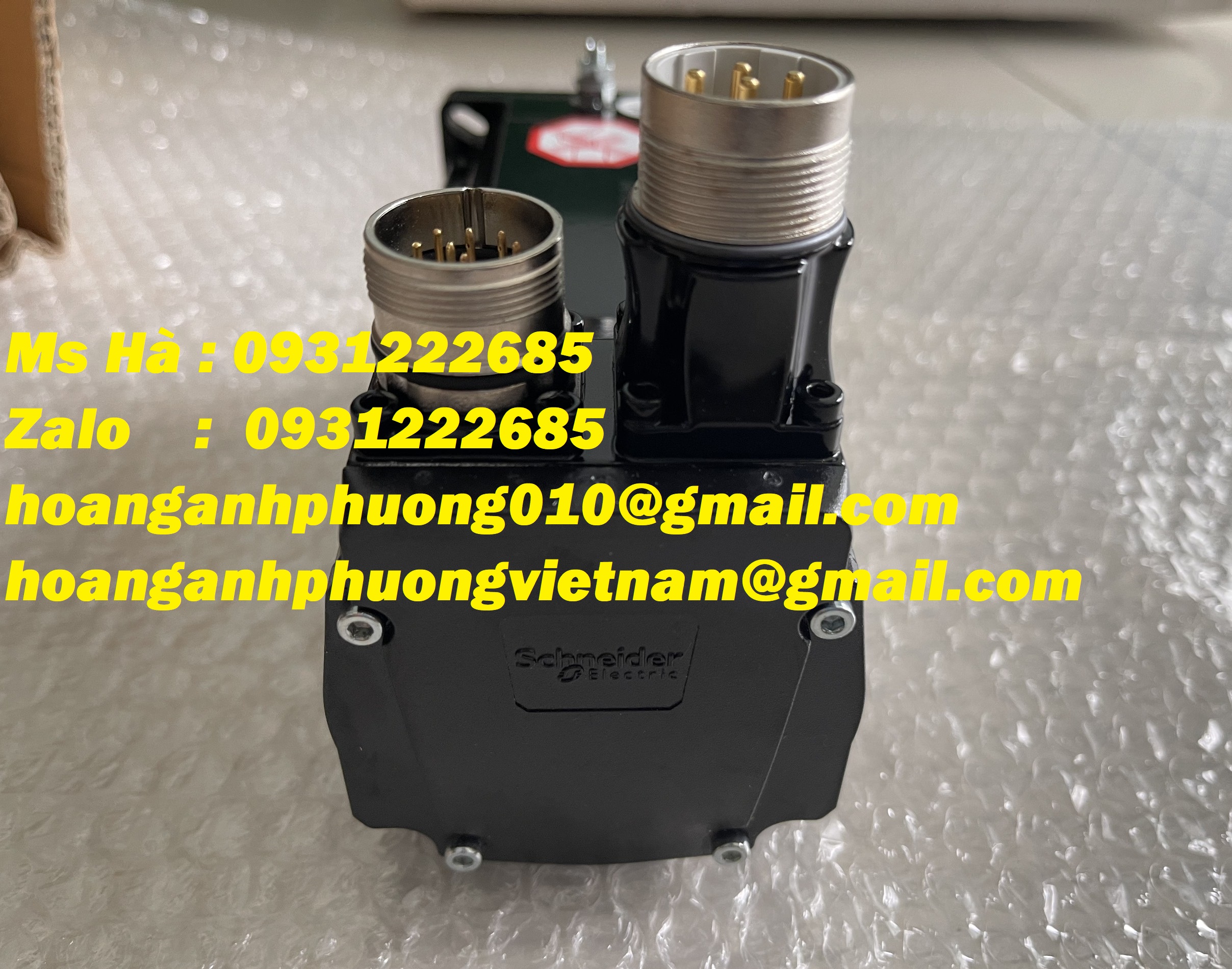 Động cơ đồng bộ dòng điện quay schneider BSH0701P01A1A